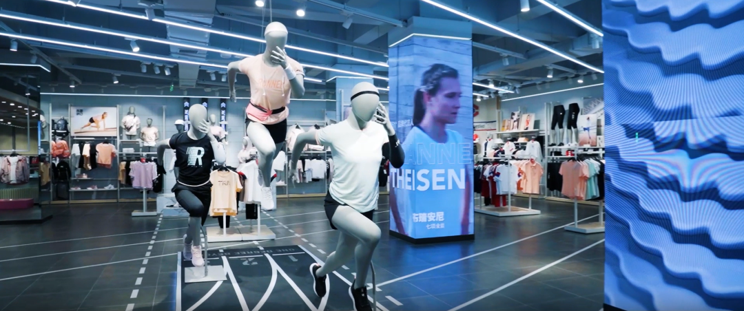 与“最快女**”解约，361度还没抵达“安全区”